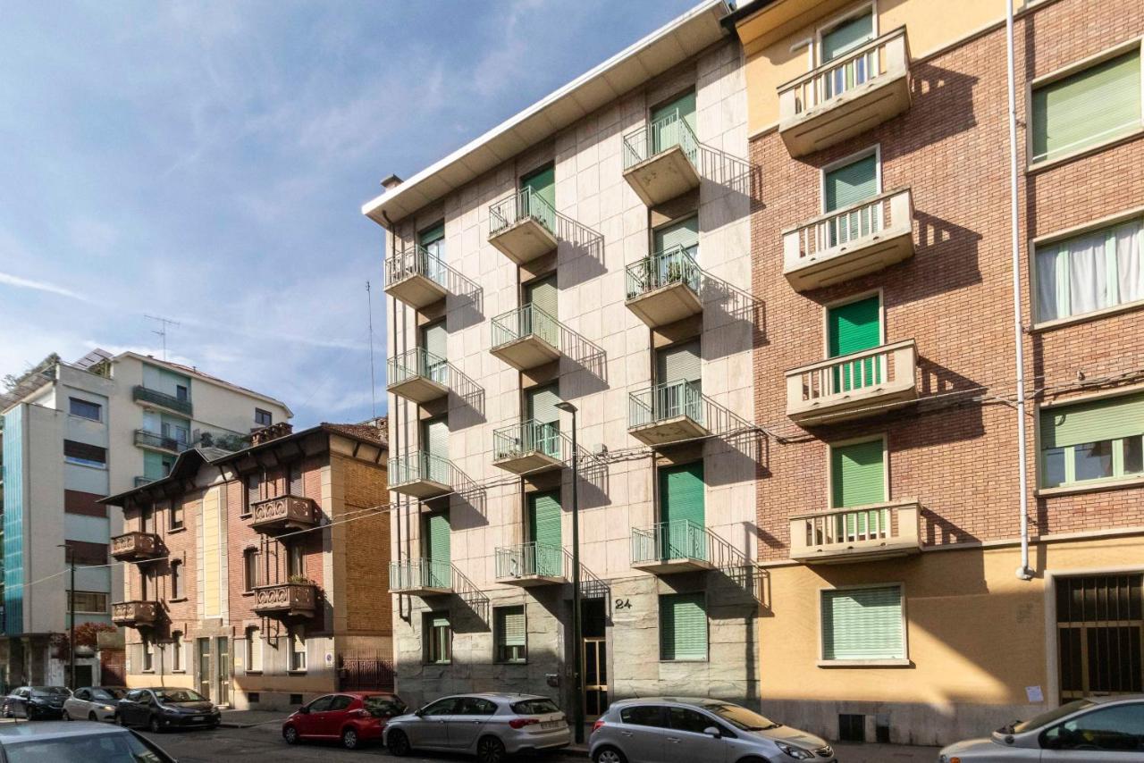 Rivoli Subway Roomy Flat Turin